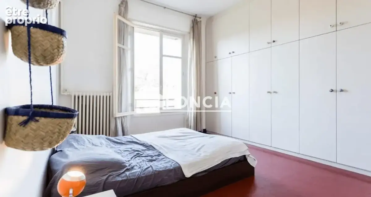 Appartement T3/4 Quartier Haut de Saint-Jérôme, 2 Balcons, parking privatif cave, centre ville à pied - photo 4