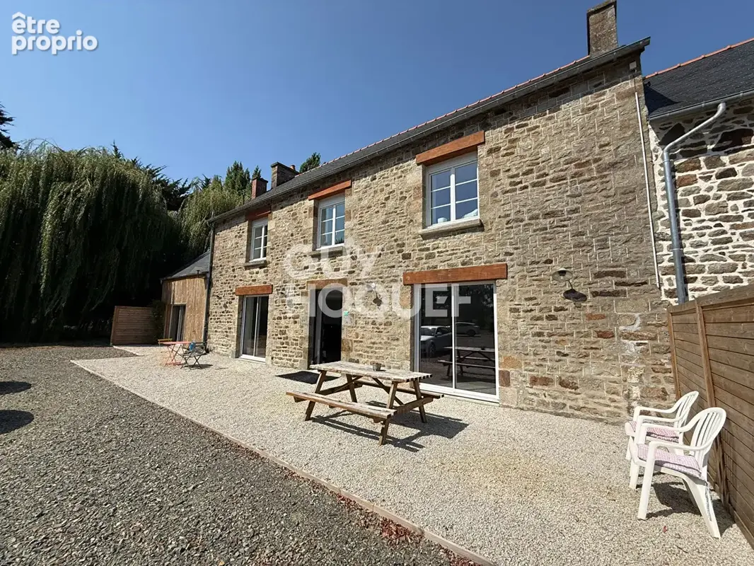 Maison 200 m² à Mont-Dol  - photo 2
