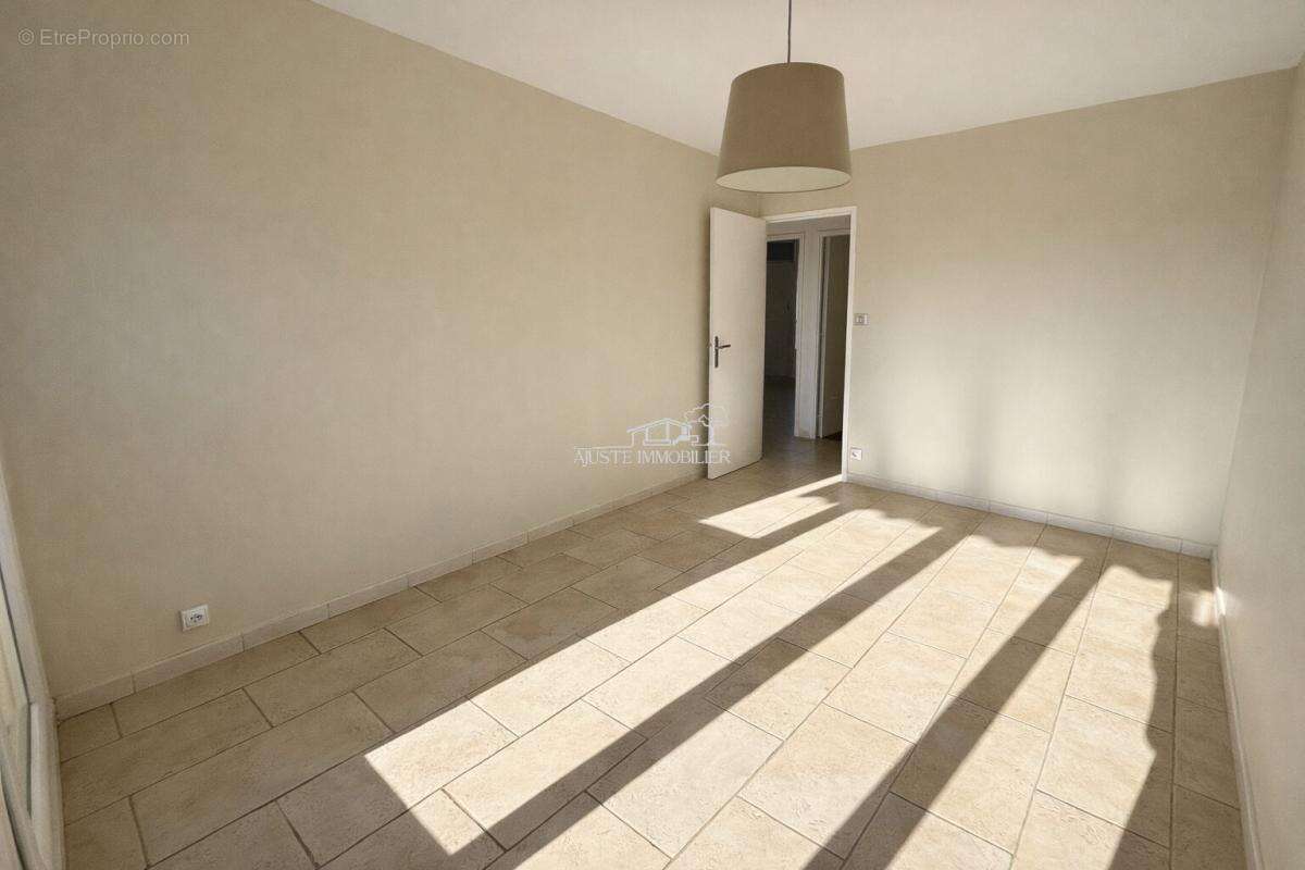 Appartement à MARIGNANE