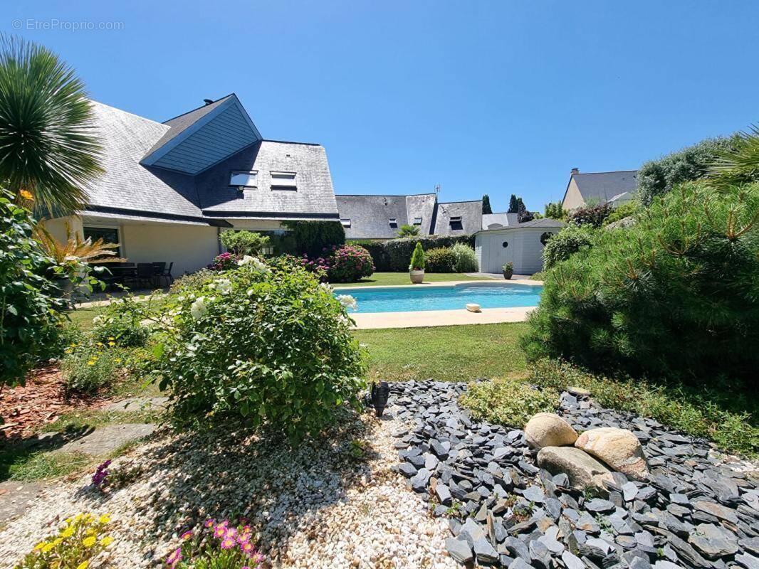 Maison à AVRILLE
