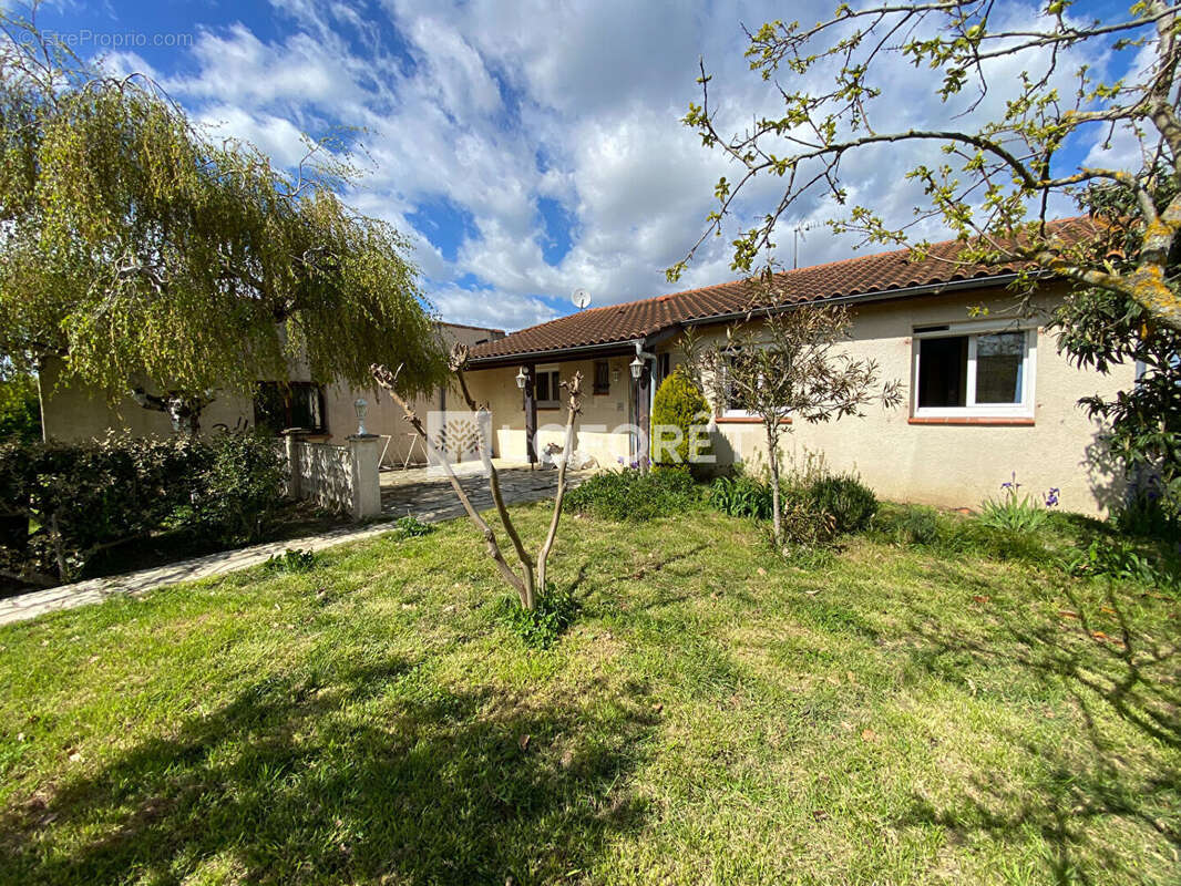 Maison à LAGARDELLE-SUR-LEZE