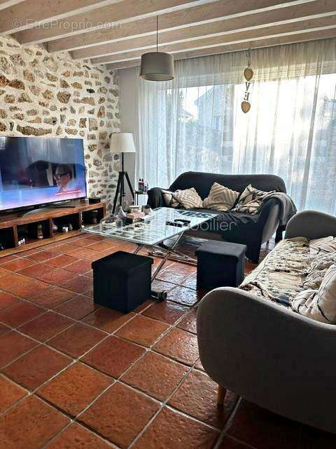 Maison à SAVIGNY-SUR-ORGE