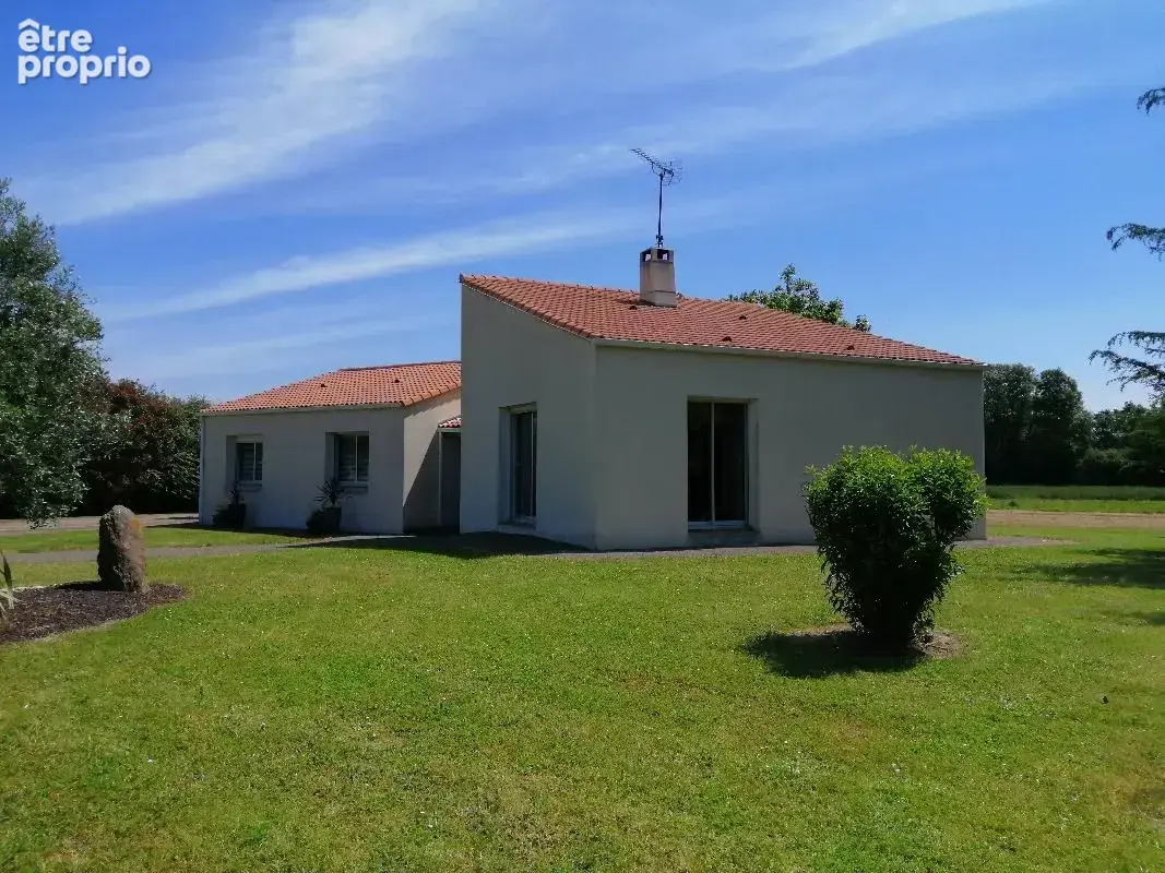 Photo Maison à Longeville-Sur-Mer au prix de 388 000€
