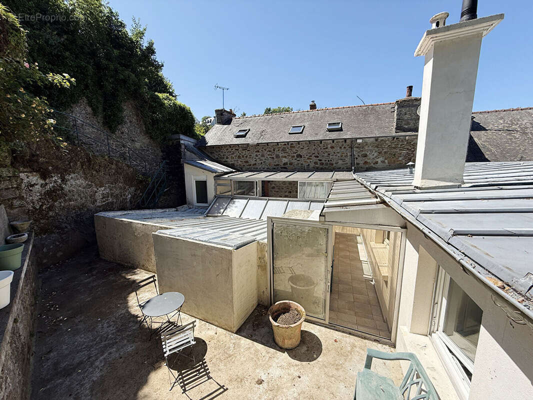 Maison de ville avec garage et jardin - photo 11