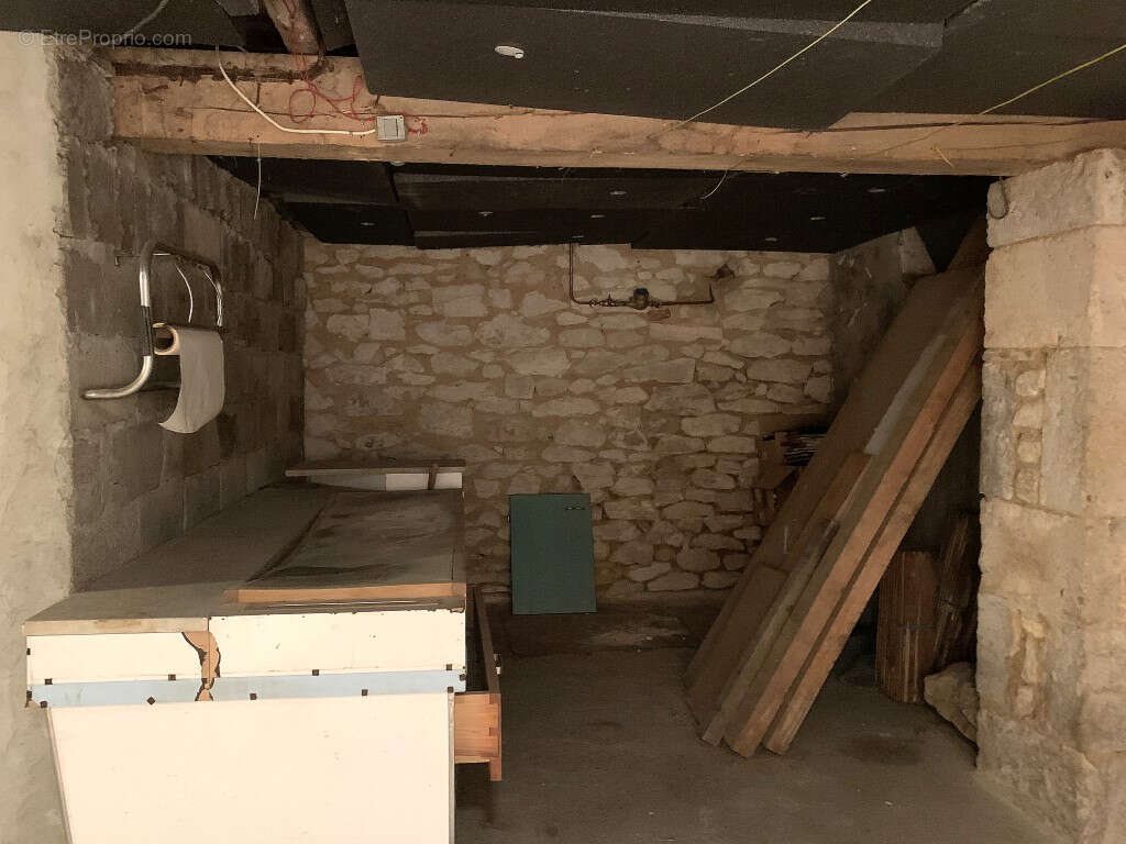Maison de village 240 m², 6 chambres, avec jardin et local commercial - photo 15