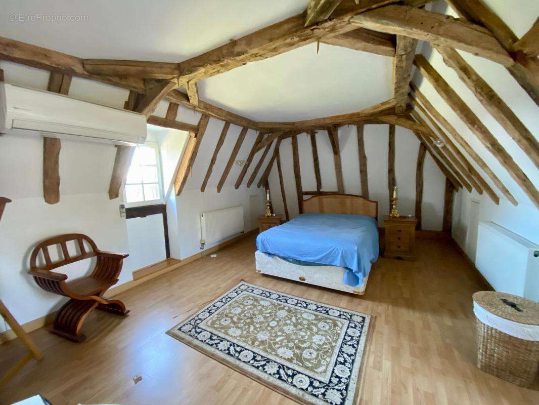 Belle maison en pierres avec piscine - photo 11