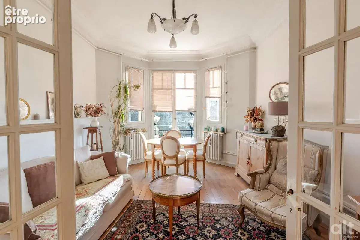 Appartement bourgeois à Annecy — 2 chambres et balcons - photo 3