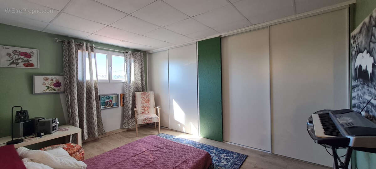 Maison à PONT-SAINT-ESPRIT