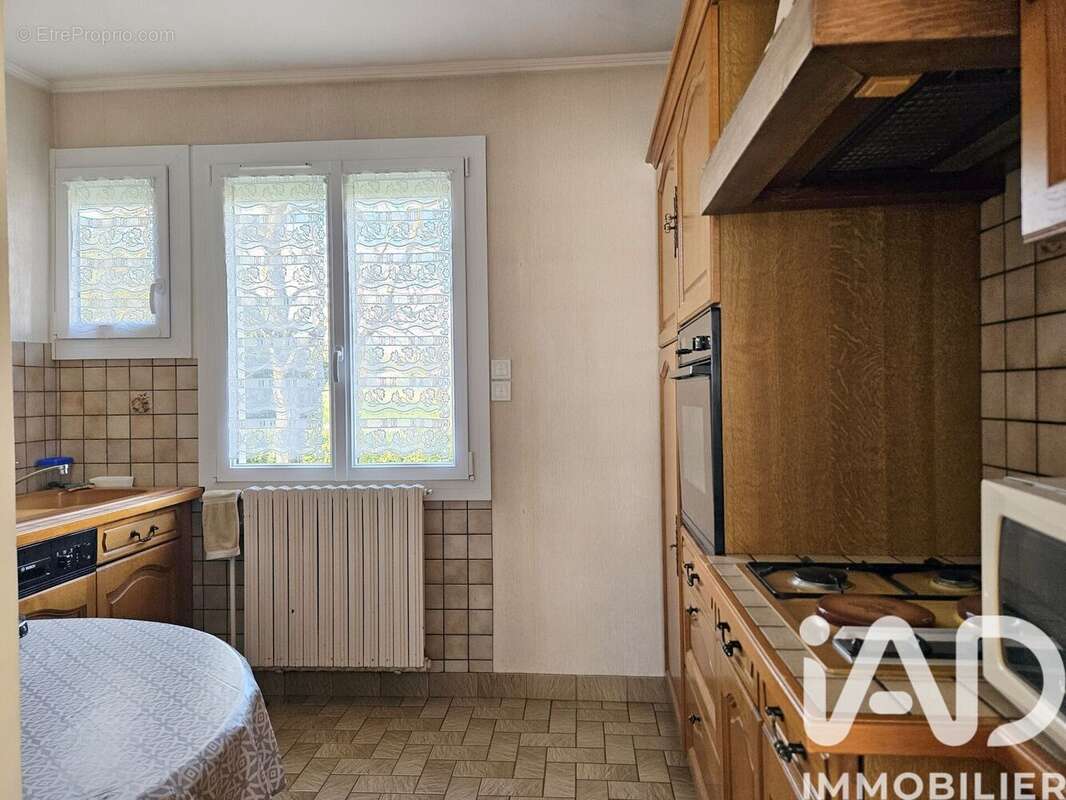 Maison 107 m² à Crimolois  - photo 4