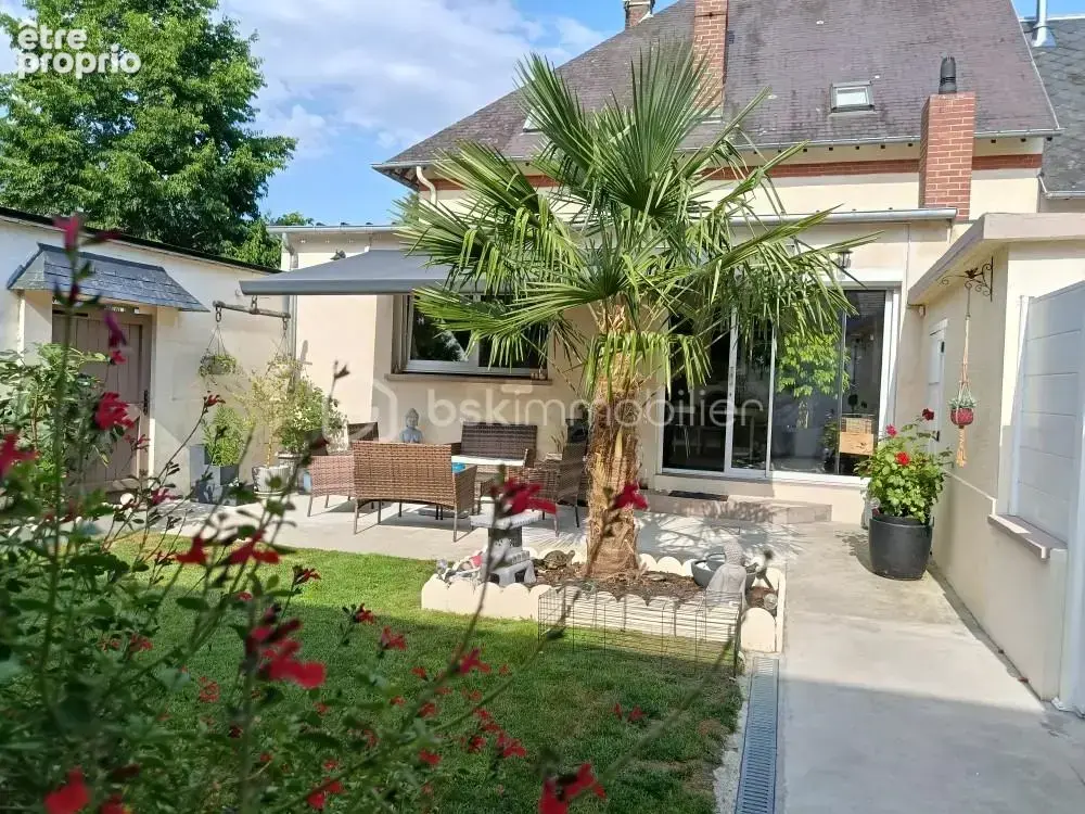Disponible dès maintenant : Belle maison de 116m² avec annexe habitable de 54m², garage et double terrasse à Lisieux NORD - photo 2