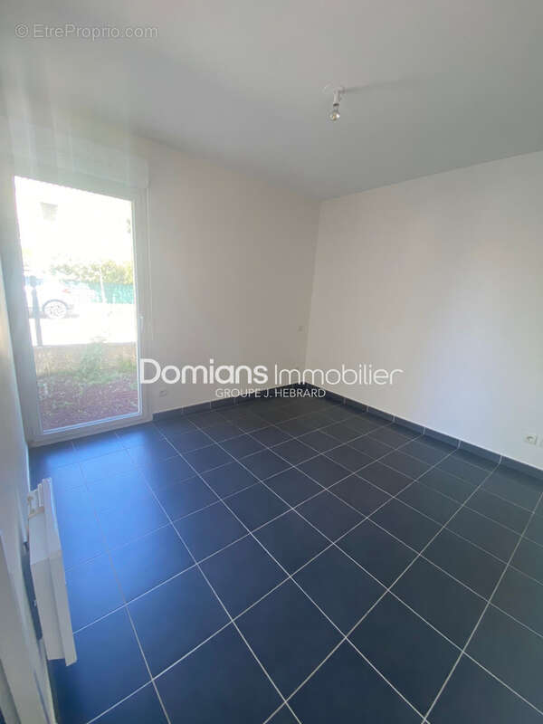 Appartement à PEYRESTORTES