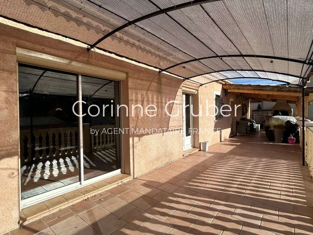 Maison à MALLEMOISSON