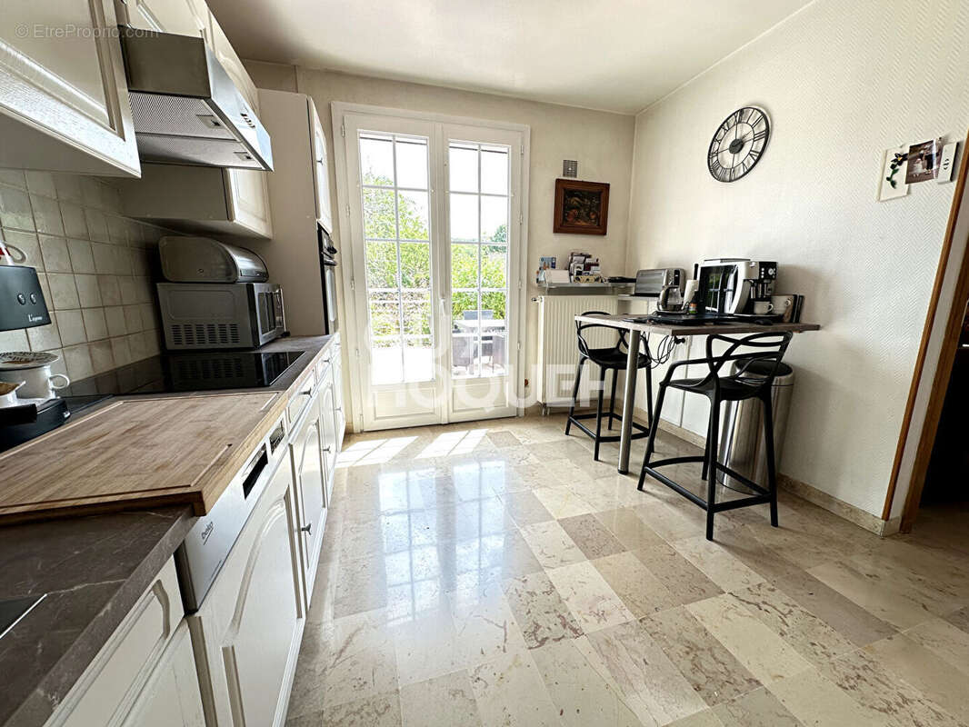 Maison 160 m² à Soissons  - photo 7