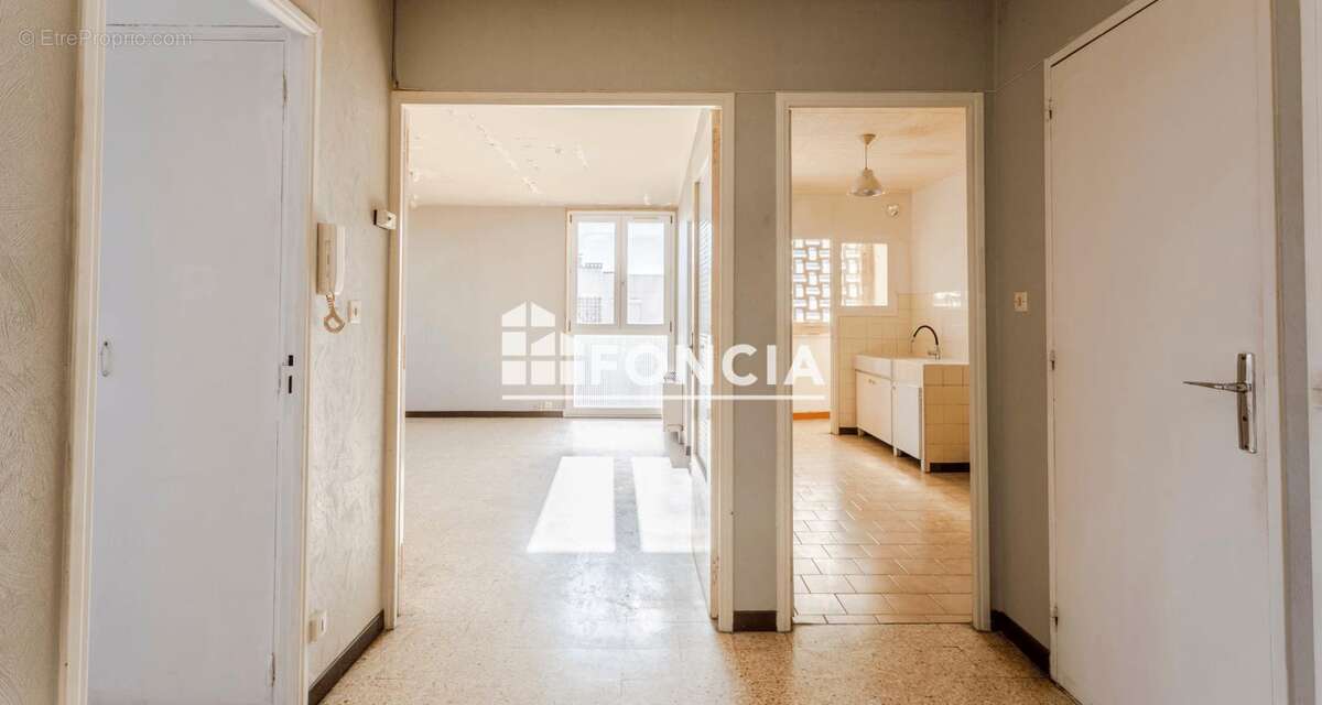 Appartement à SALON-DE-PROVENCE