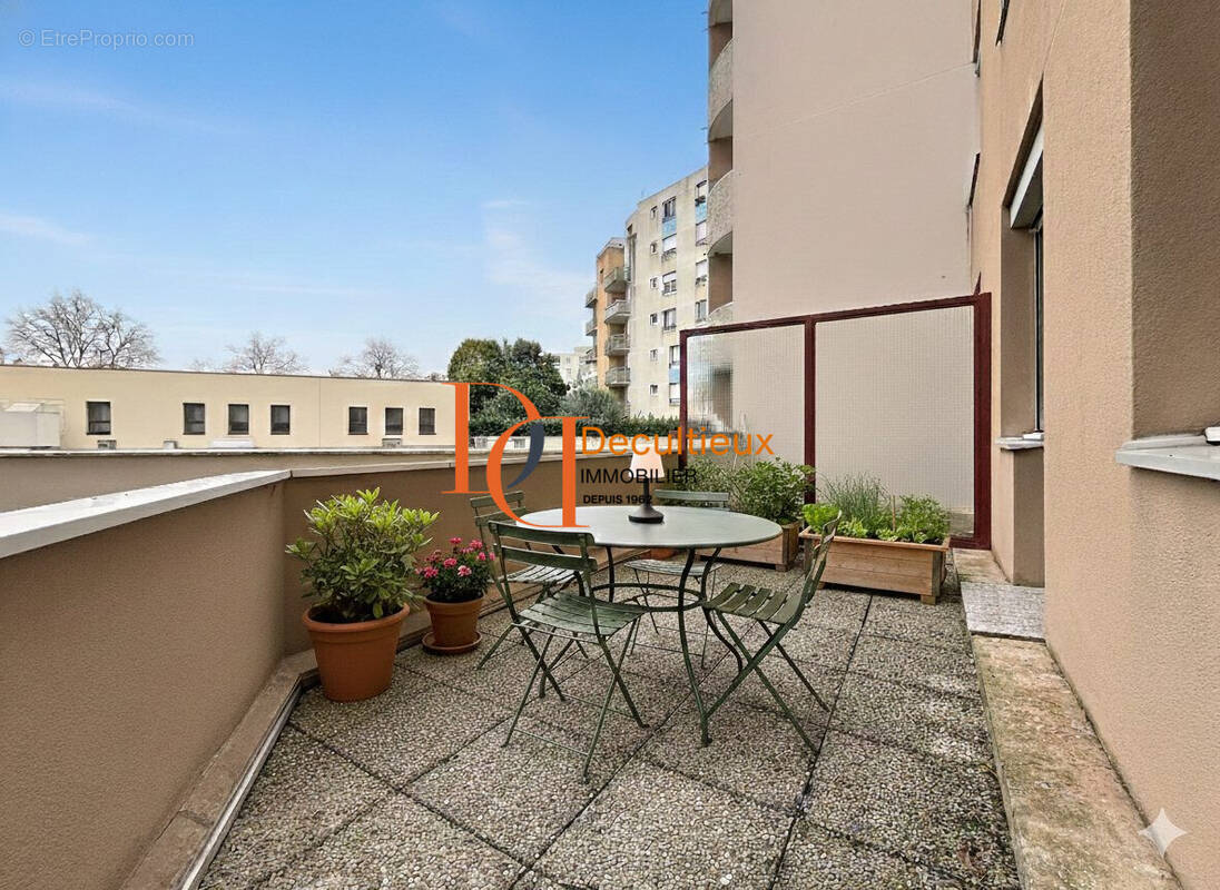 Appartement à VILLEURBANNE