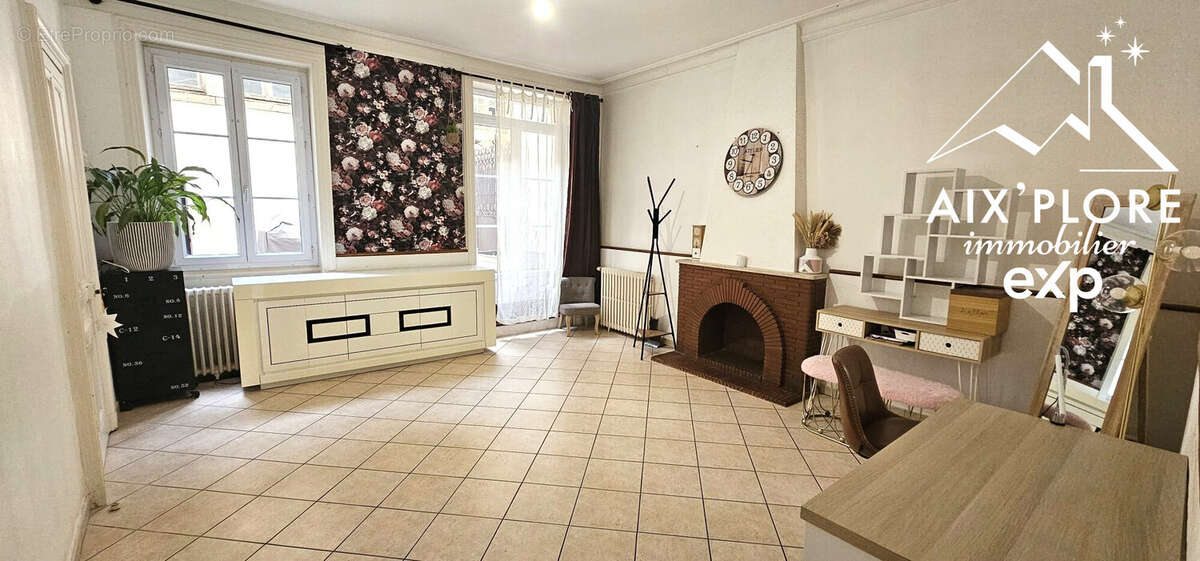 Maison à SAINT-JEAN-LE-VIEUX