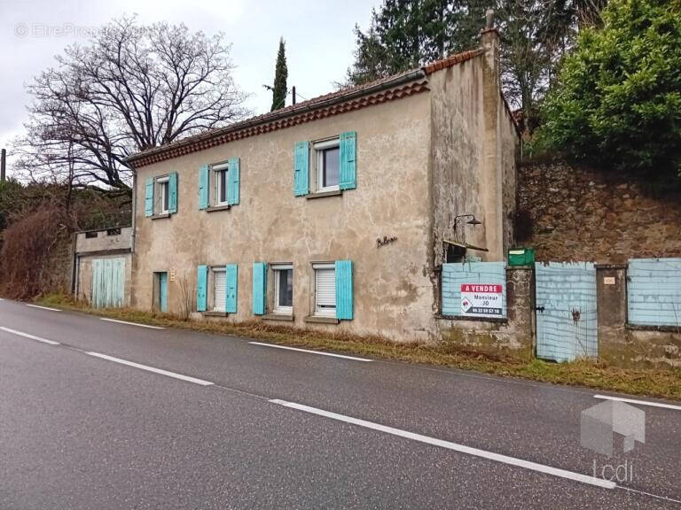 Maison à CHAMPIS
