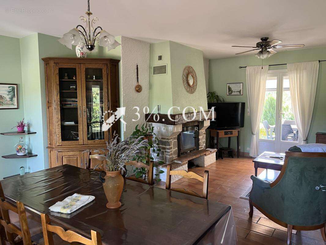 3%. com immobilier à bonnes - photo 5