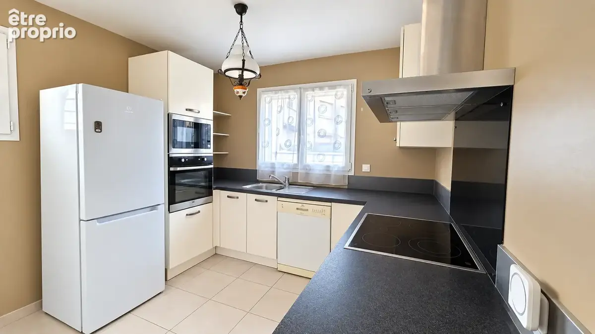 Villa F3 récente de 71 m2 hab sur 350m2 de terrain à Boisseron - photo 3