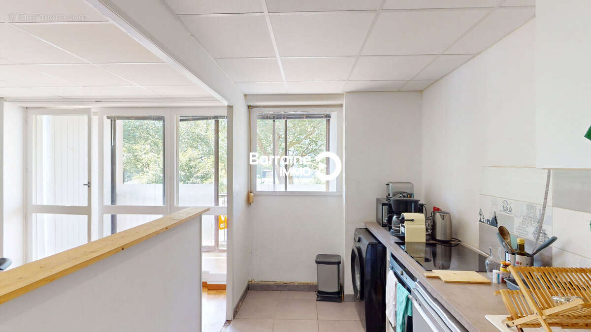 A vendre barraine immo appartement t3 bellevue proche tram et avec balcon - photo 8