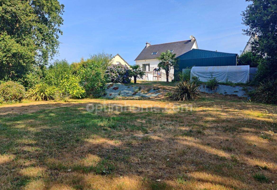 Maison familiale 171 m² – DPE C – 5 chambres – Terrain paysagé de 2 400 m² – Rostrenen - photo 5