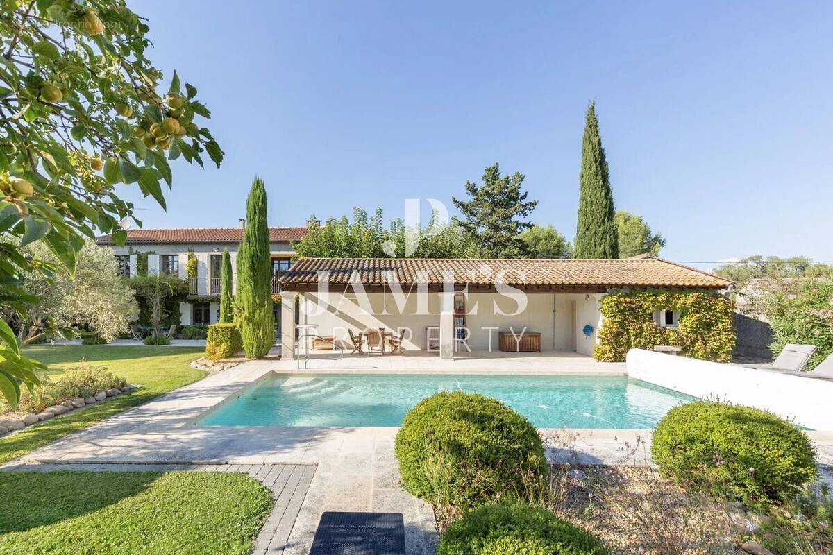 Maison à SAINT-REMY-DE-PROVENCE