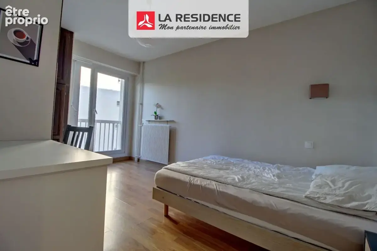 Appartement 80 m² à Cergy  - photo 7