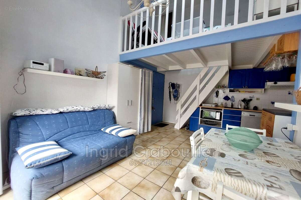 Maison à LES MATHES