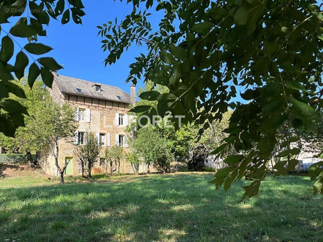 Maison à SALLES-LA-SOURCE