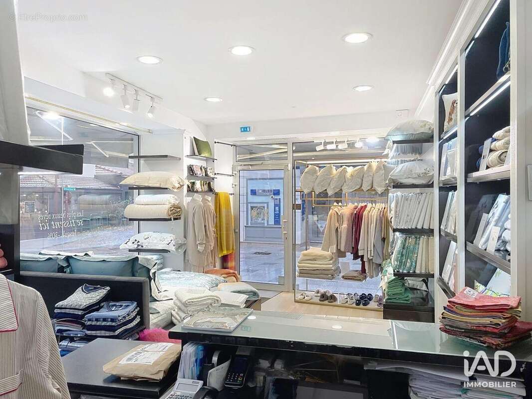 Photo 8 - Commerce à SCEAUX