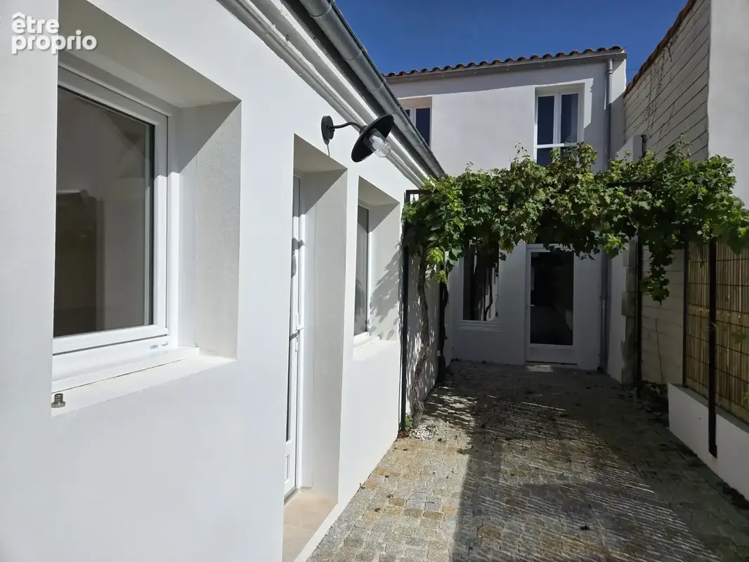 MAISON RENOVEE - type F4 - 116 m2 habitable - cour et jardin- BELLES PRESTATIONS - photo 20