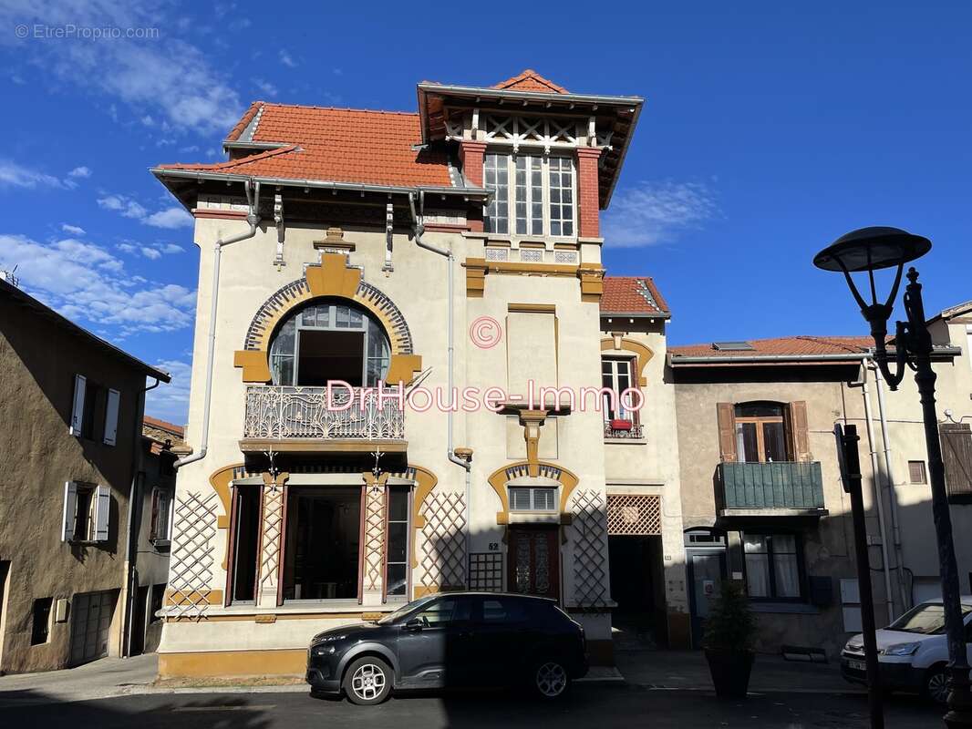 Maison à SAINT-PAUL-EN-JAREZ