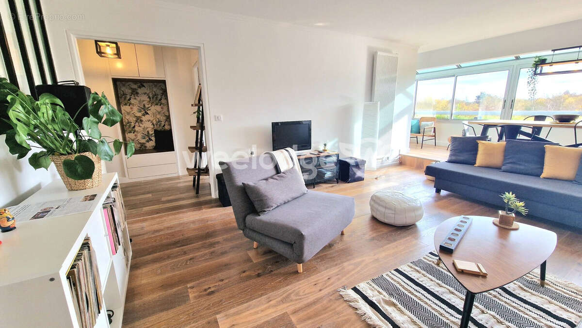 Appartement à ELANCOURT