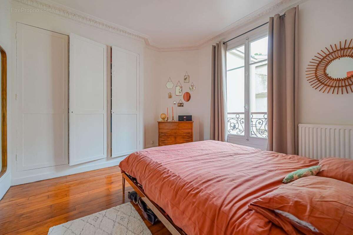 Appartement à PARIS-12E