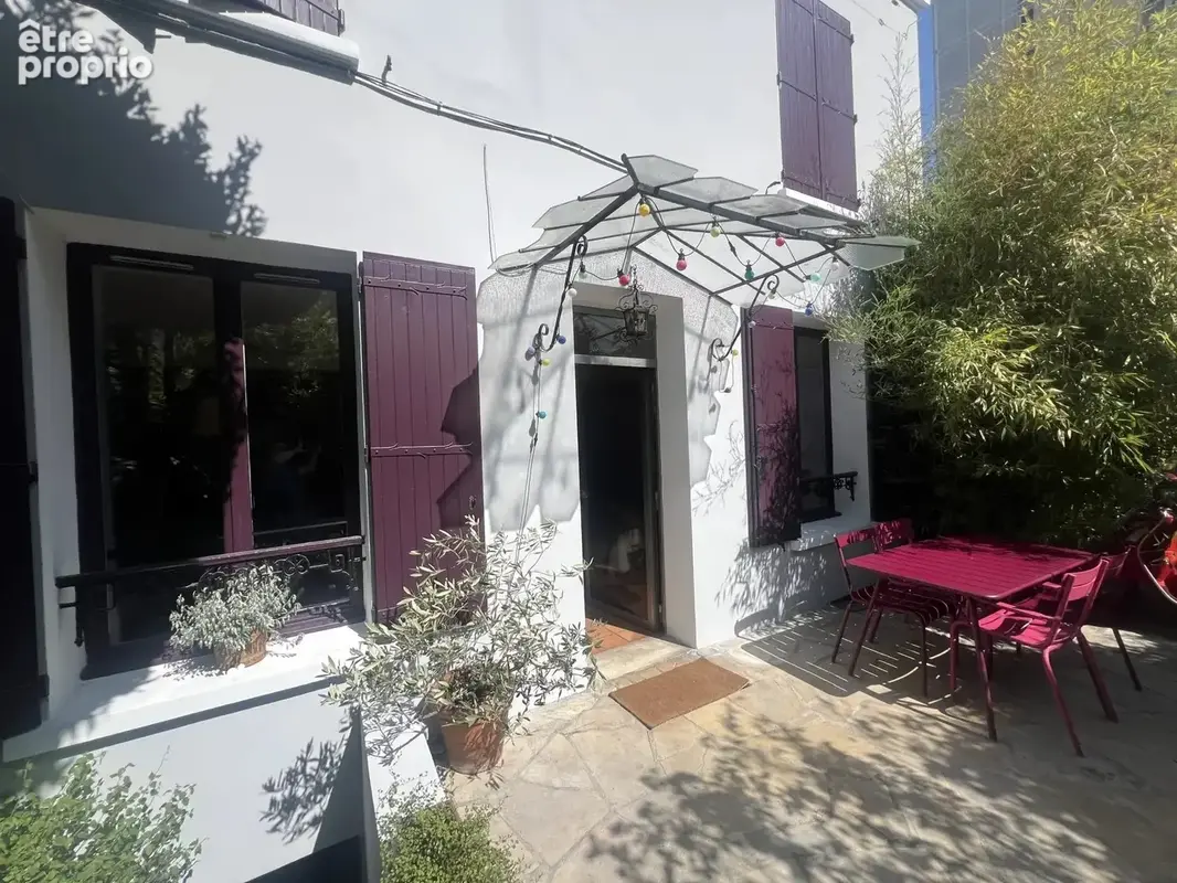 Maison à PARIS-19E