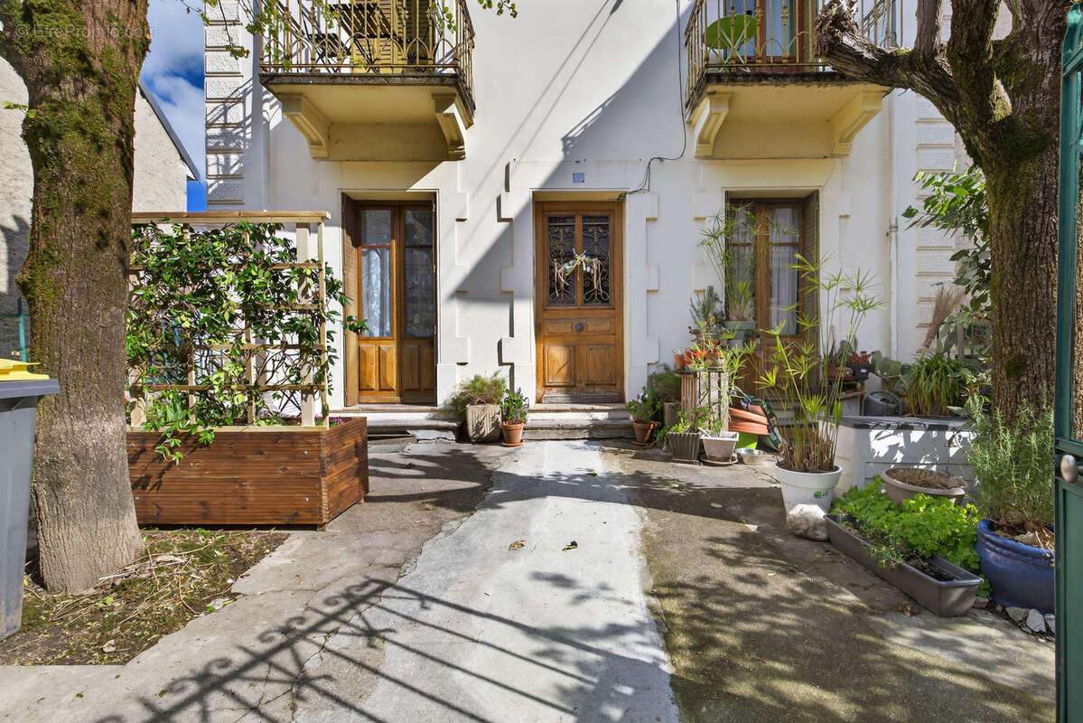 Appartement à AIX-LES-BAINS