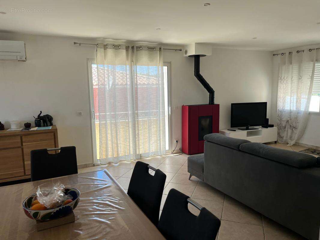 Maison à VILLEVEYRAC