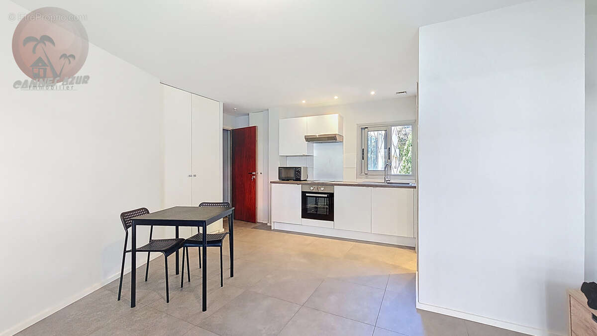 Appartement à LE CANNET