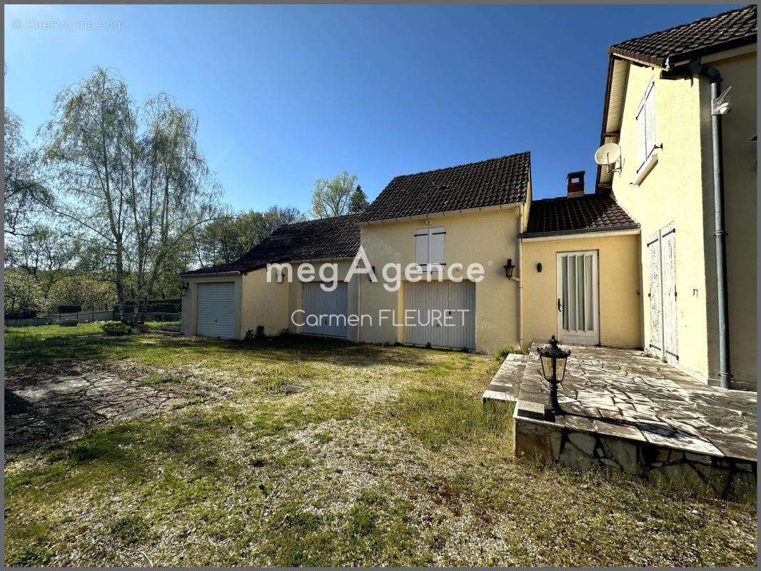 Maison à LE PECHEREAU