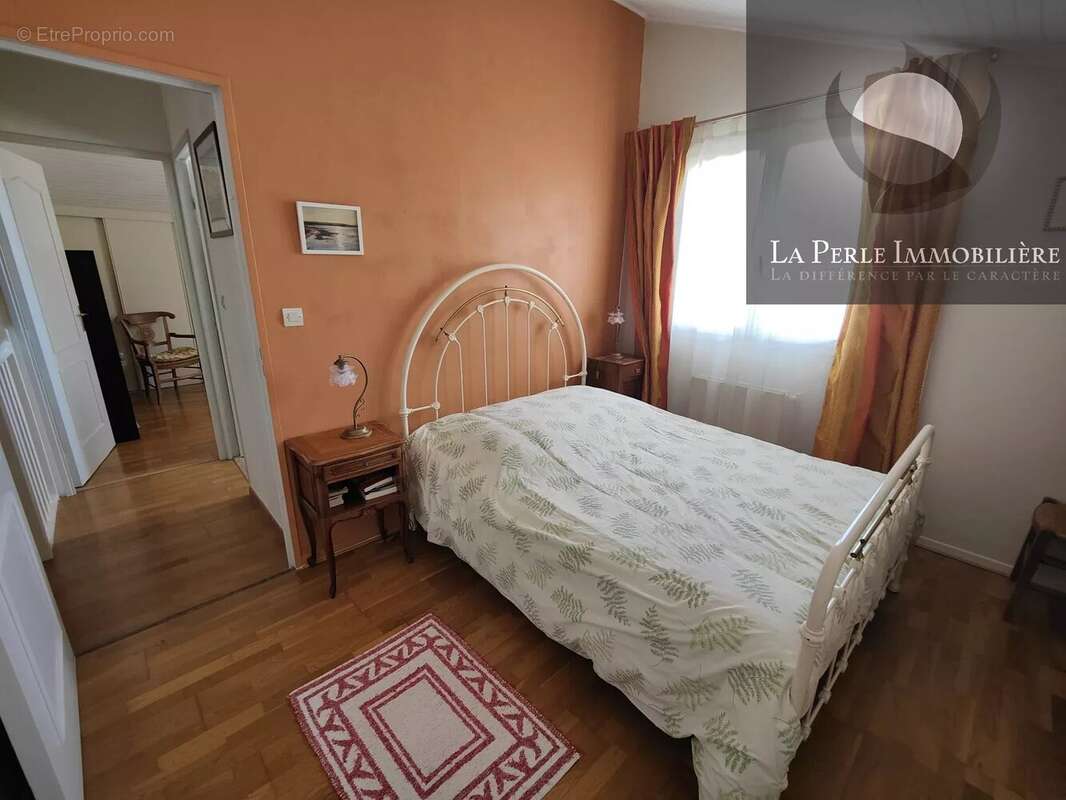 Maison à BRUGUIERES