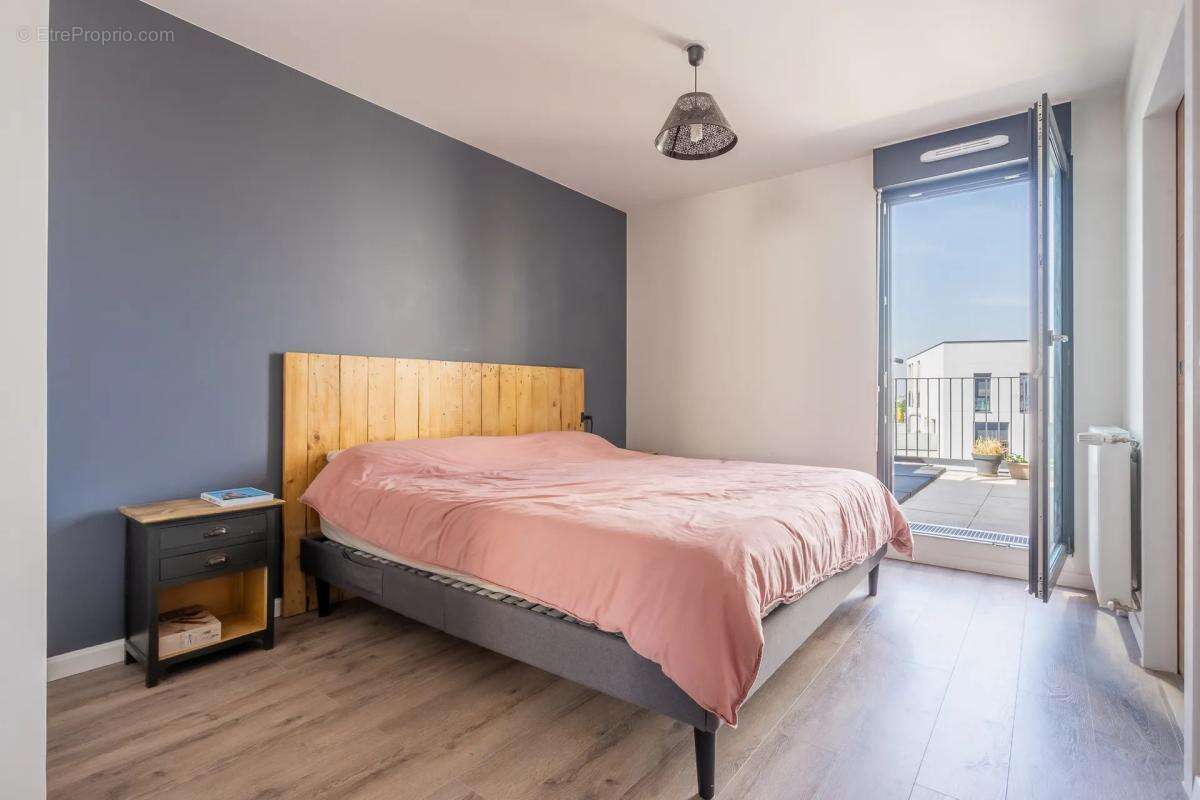 Duplex moderne avec terrasse et vue canal - photo 7