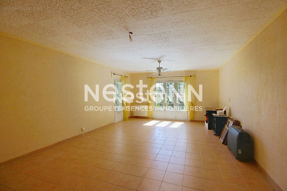 Maison à VILLECROZE