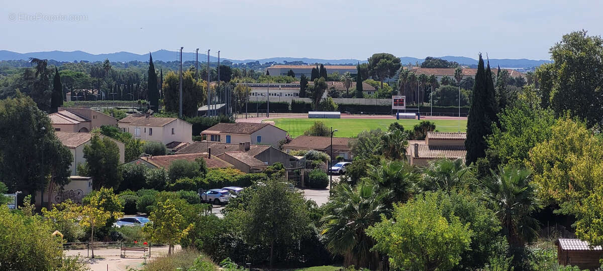 Appartement à HYERES