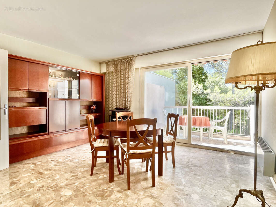 Appartement à SAINT-RAPHAEL