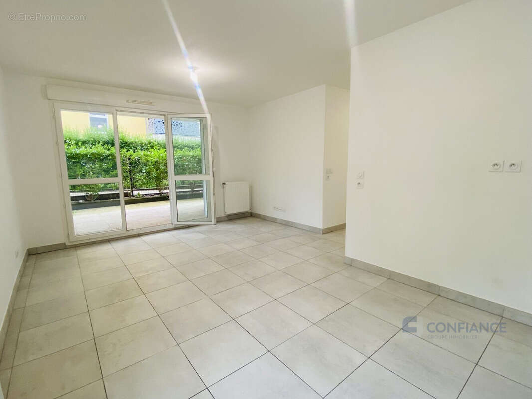 Appartement à VERNAISON