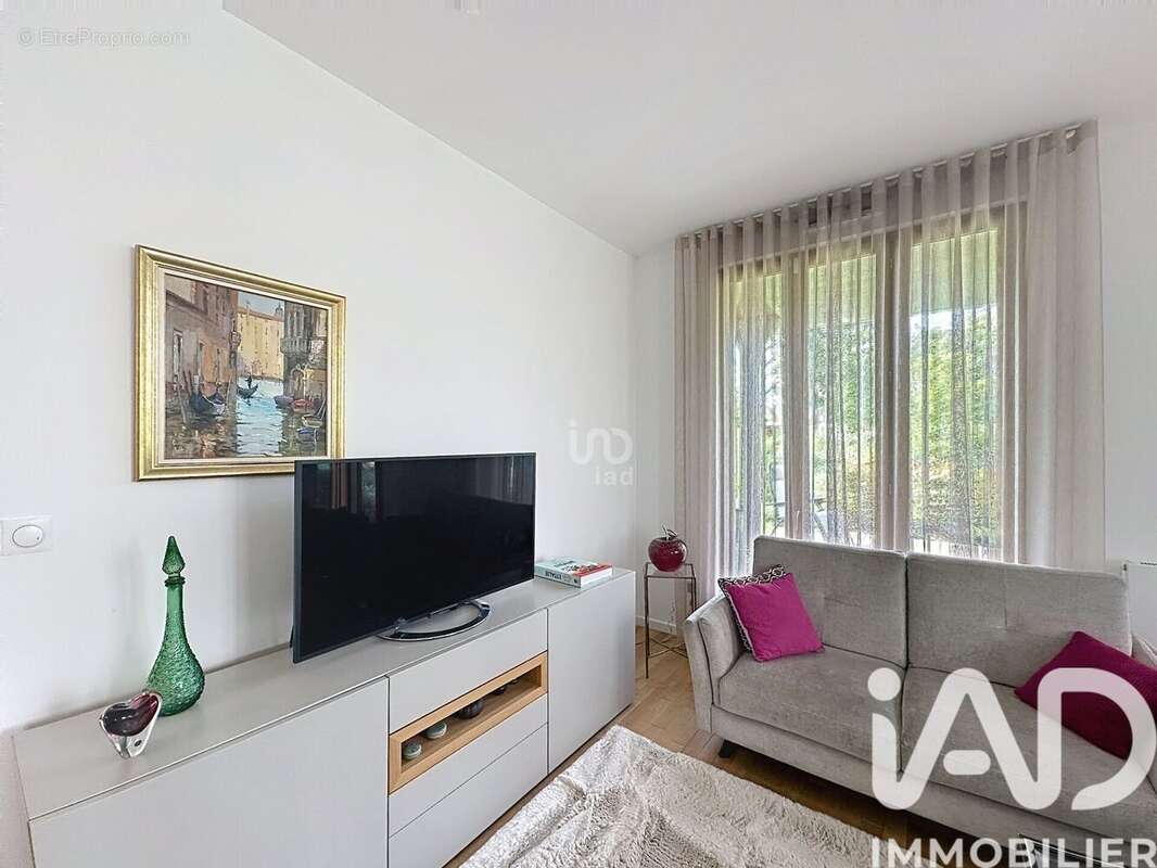 Appartement 74 m² à Le Vesinet  - photo 6