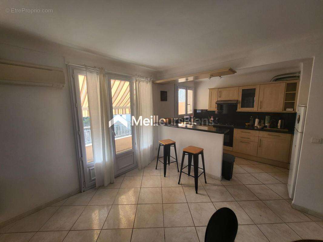 Vente - saint-raphaël - appartement 3 pieces - photo 2