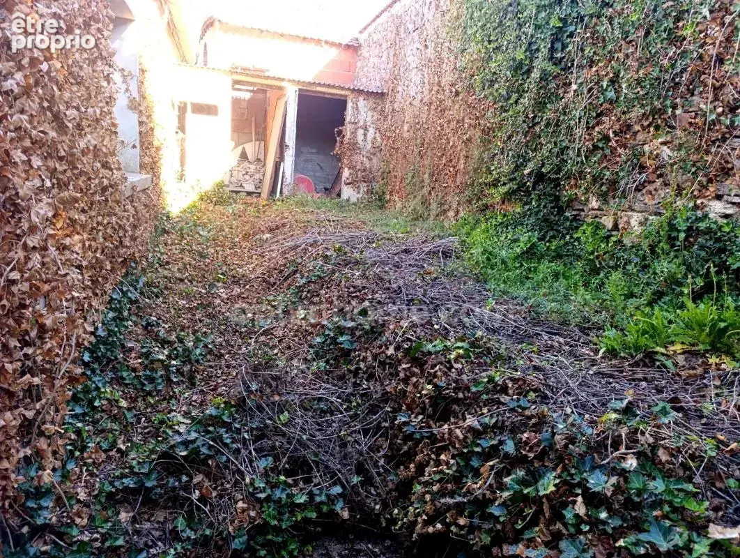 Ensemble immobilier à fort potentiel – habitation, locaux et possibilité de créer un second logement - photo 13
