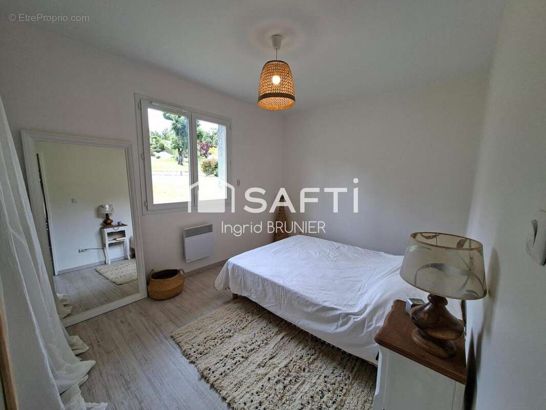 Maison 85 m² à Saint-Pierre-De-Curtille  - photo 4