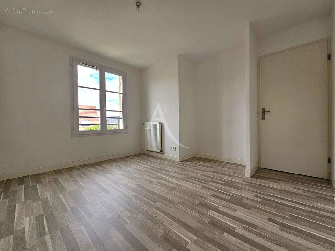 Maison à VILLEJUST